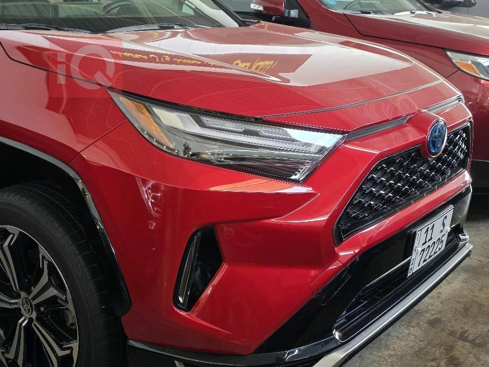 تۆیۆتا ڕاڤ 4